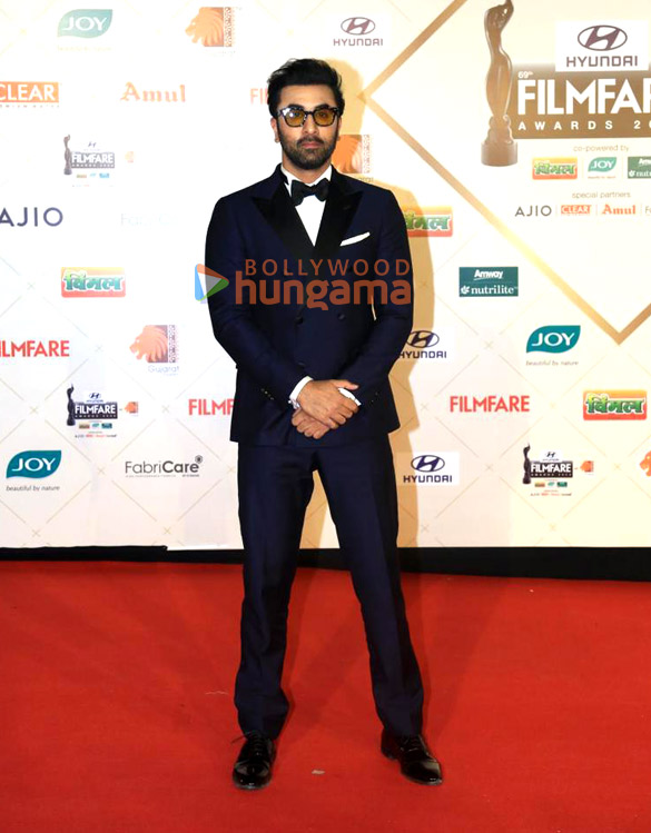 Photos Celebs Grace The Red Carpet Of Th Filmfare Awards