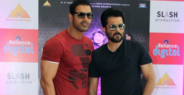 Anil Kapoor-John Abraham Promote ‘Welcome Back’ At Reliance Digital