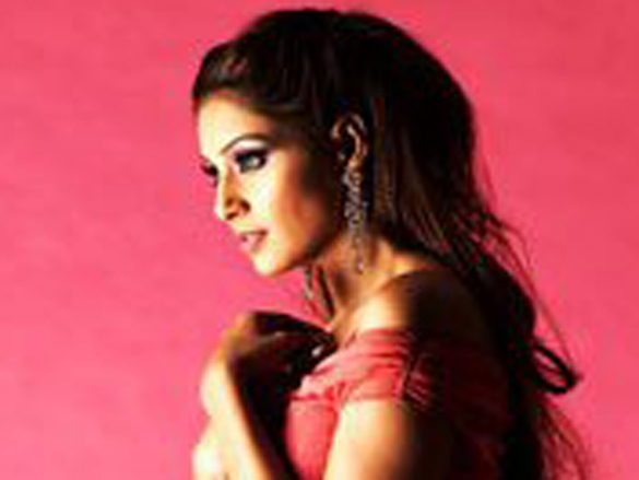 bipasha basu 116