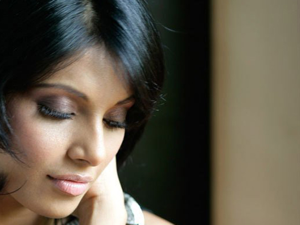 bipasha basu 100