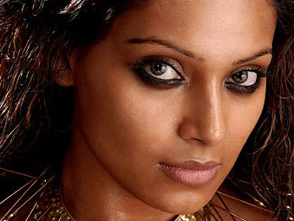 bipasha basu 142
