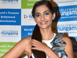 “I Was Never Offered Raees”: Sonam Kapoor