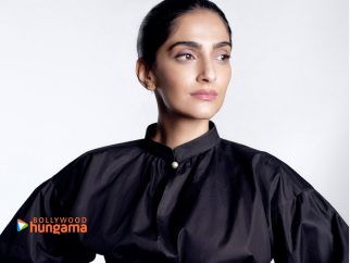 Celebrity wallpaper of Sonam Kapoor Ahuja