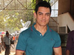 “Mujhe Jab Rona Aata Hai Toh Main Khul Ke Rota Hoon”: Aamir Khan