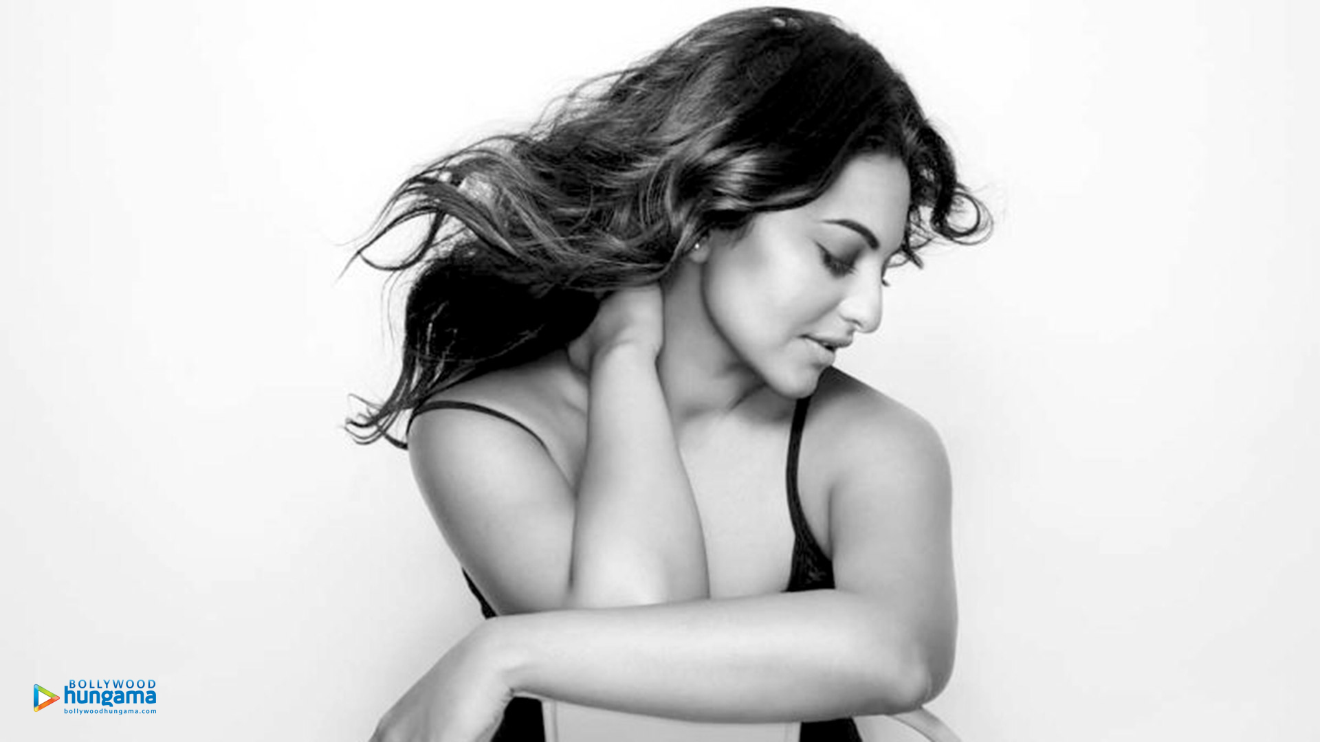 Sonakshi Sinha Sonakshi Sinha