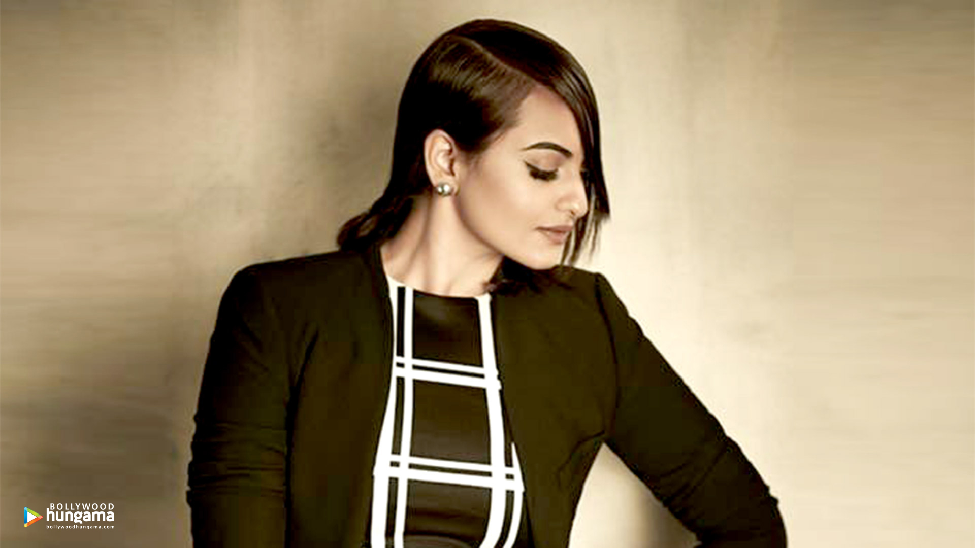 Sonakshi Sinha Sonakshi Sinha