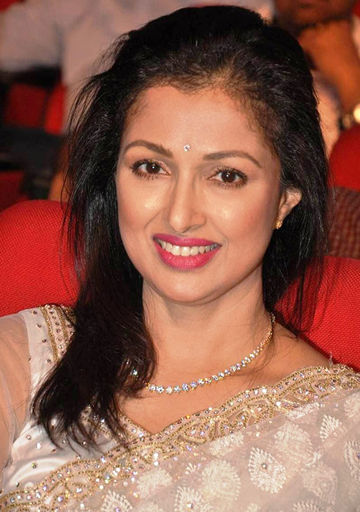Gautami Images, HD Wallpapers, and Photos - Bollywood Hungama