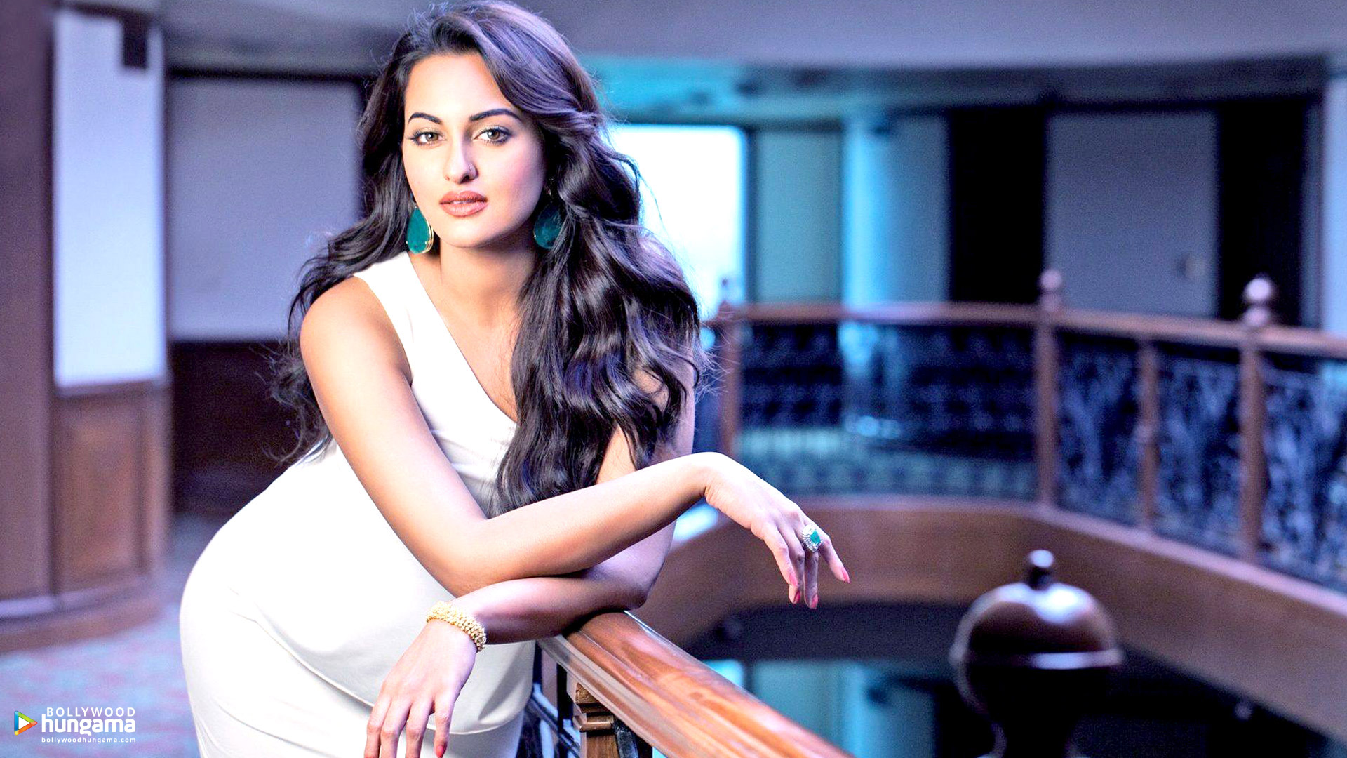 Sonakshi Sinha Sonakshi Sinha
