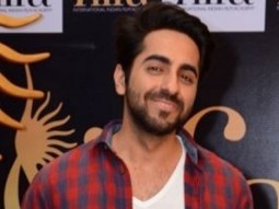 “We’ll Twist The Lyrics Of Chittiyaan Kalaiyaan, Baby Doll At IIFA Rocks”:  Ayushmann Khurrana