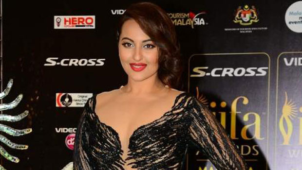 “Murugadoss Sir Is Pushing Me To My Limits For Akira”: Sonakshi Sinha