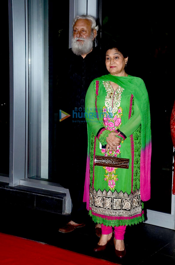 bollywood biggies grace the success bash of pk 54