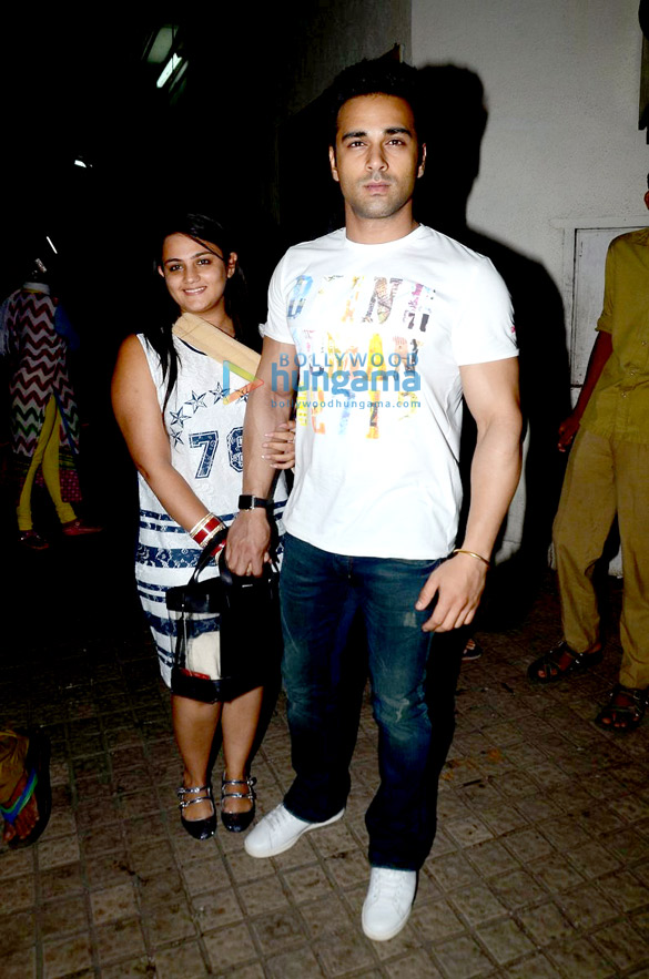 salman khan daisy shah sneha ullal and others snapped at jurassic world screening 7