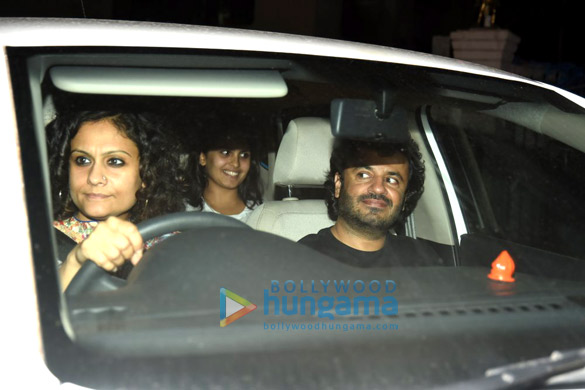 karan johar hosts special screening of bahubali 12