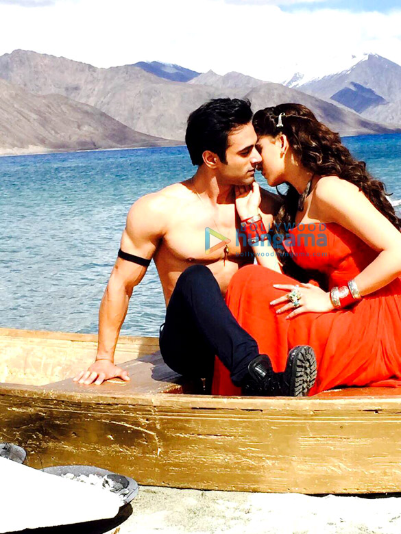 sanam re 26
