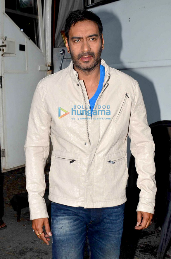 ajay devgn snapped during drishyam promotion 6