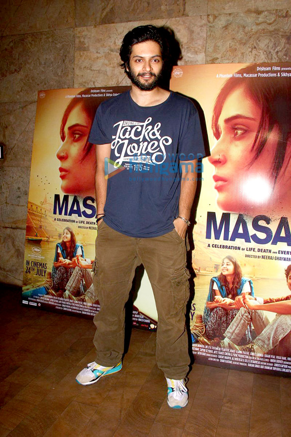 richa chadda hosts the special screening of masaan 8
