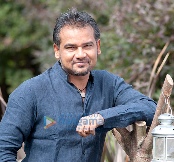 kaun kitney paani mein 14