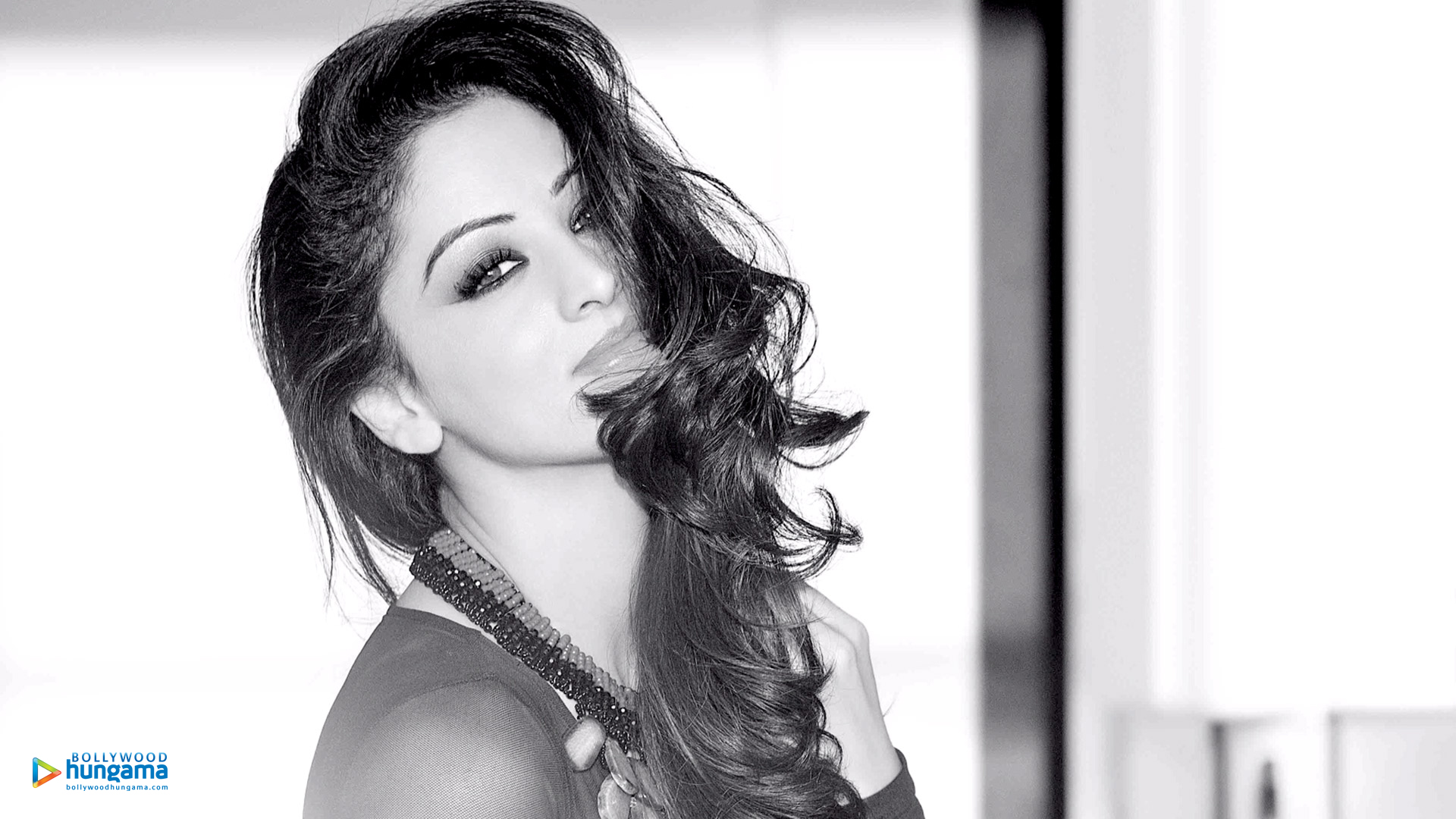 Sandeepa Dhar