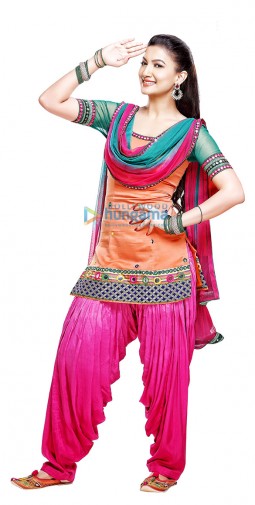 Celebrity Photo Of Gauahar Khan