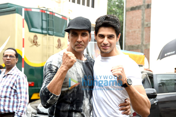akshay kumar sidharth malhotra jacqueline fernandez promote brothers 7