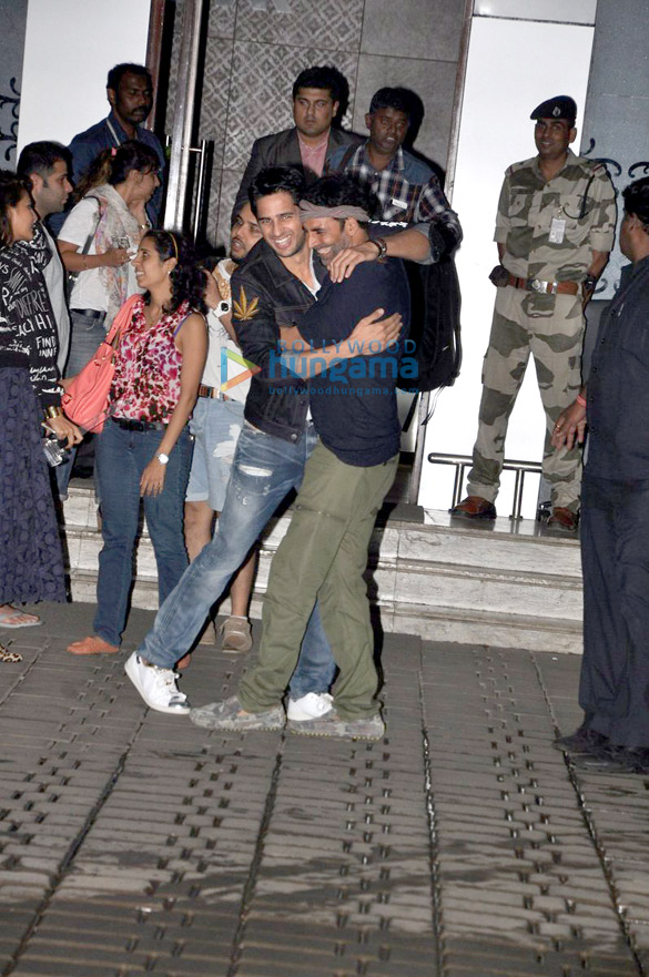 cast of brothers snapped arriving in mumbai at the airport 4