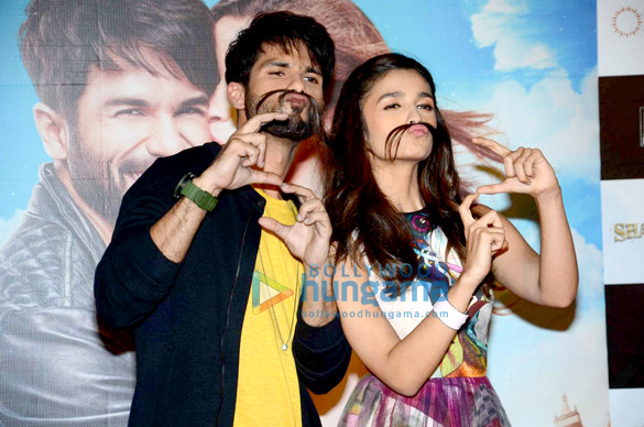 first look launch of shaandaar 10