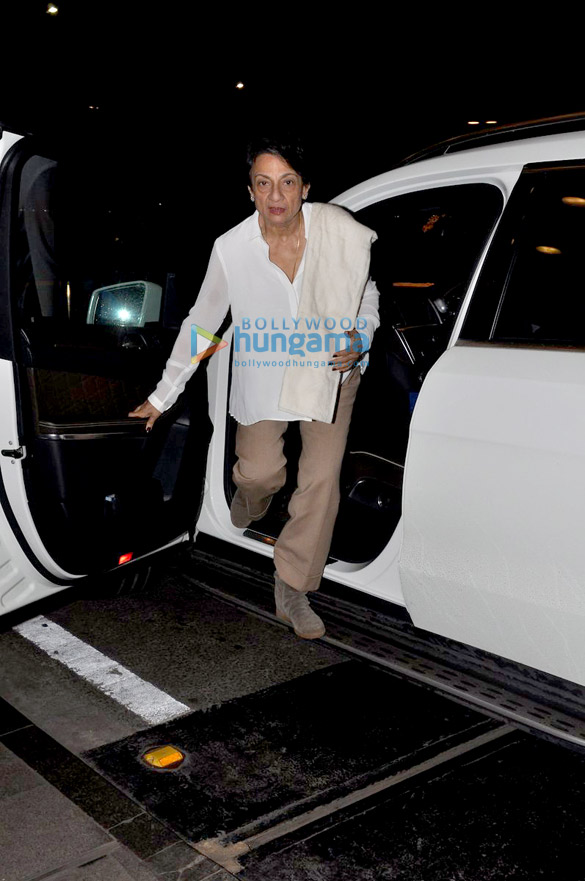 shah rukh khan kajol rohit shetty depart for dilwale song shoot in iceland 10