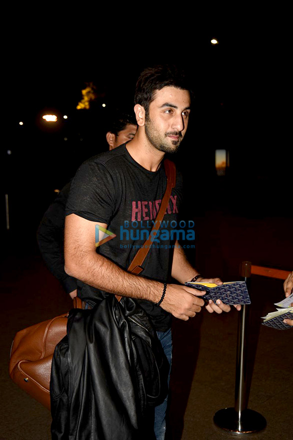 ranbir kapoor leaves for ae dil hai mushkil shoot in london 18