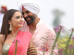 Mahi Aaja (Singh Is Bliing)