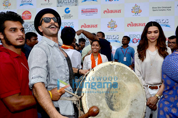 ranveer singh deepika padukone unveil the gajanana song from bajirao mastani 6