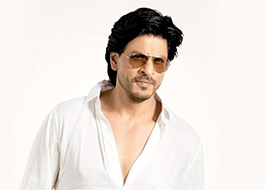 Shah Rukh Khan to endorse Aqualite footwear?