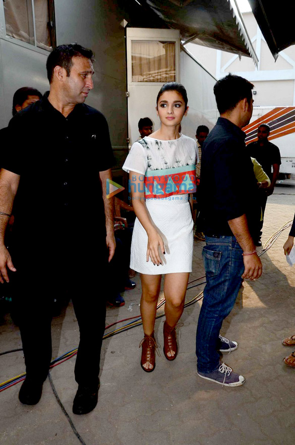 shahid kapoor alia bhatt snapped promoting shaandaar 7