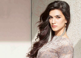 Kriti Sanon is the face of Titan Raga’s The Moonlight Collection