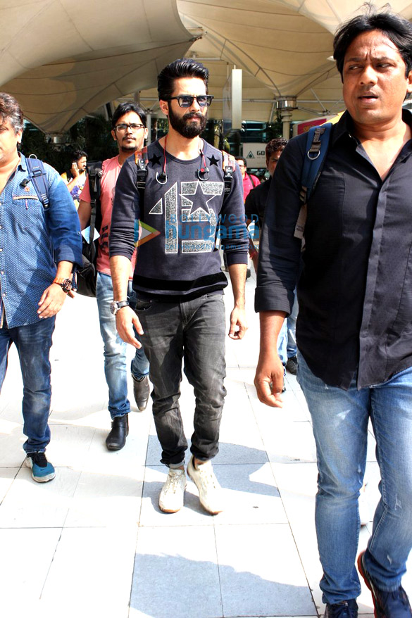 shahid kapoor and alia bhatt return from bangalore shaandaar promotions 8