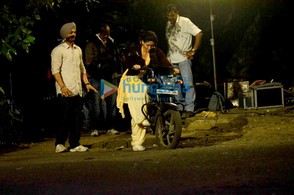 kareena kapoor khan spotted shooting for her upcoming drama thriller udta punjab 9