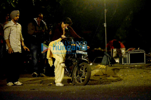 kareena kapoor khan spotted shooting for her upcoming drama thriller udta punjab 8