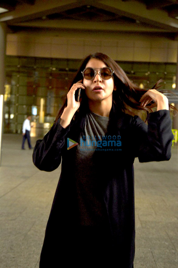 anushka sharma returns from ae dil hai mushkil shoot in london 8
