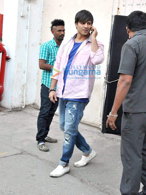 the cast of great grand masti snapped on the sets of the film at mehboob studio 9