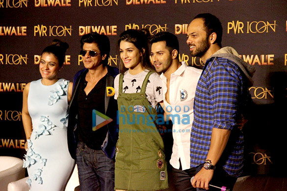 shah rukh khan kajol varun dhawan and kriti sanon launch the track manma emotion from dilwale 7