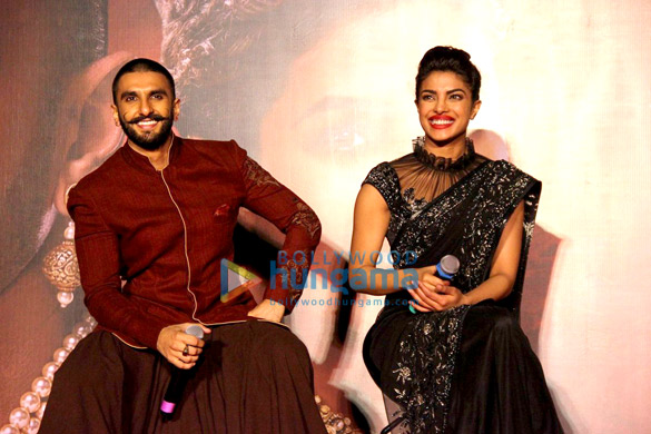 ranveer singh priyanka chopra launch malhari song from bajirao mastani 9