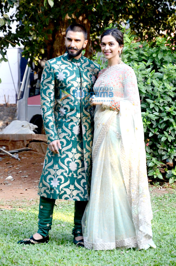 ranveer singh deepika padukone snapped at bajirao mastani promotions 2
