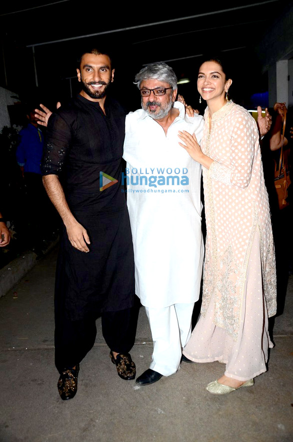 ranveer singh hosts a special screening of bajirao mastani at sunny super sound 5