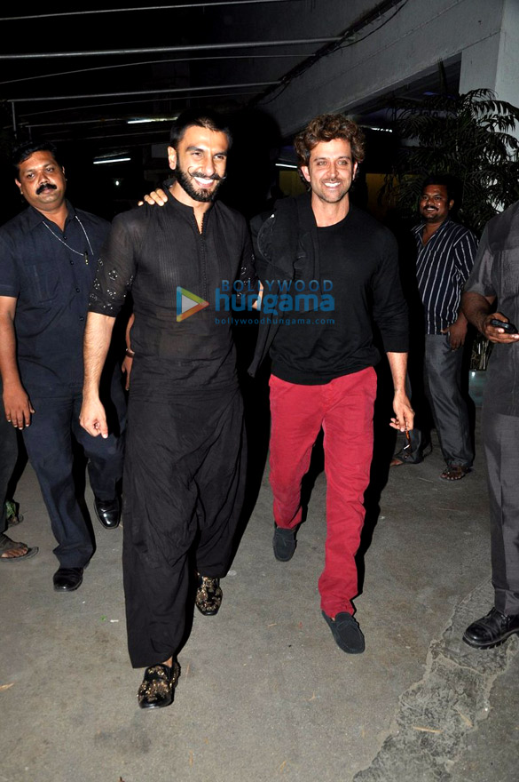 ranveer singh hosts a special screening of bajirao mastani at sunny super sound 38