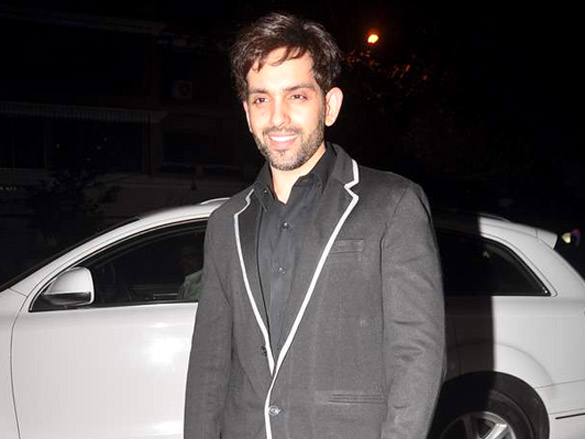 celebs at sanjay dutts success bash for agneepath 25