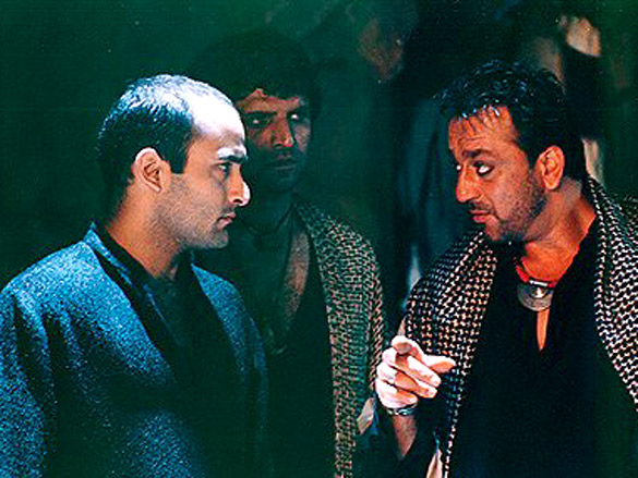 deewaar 17