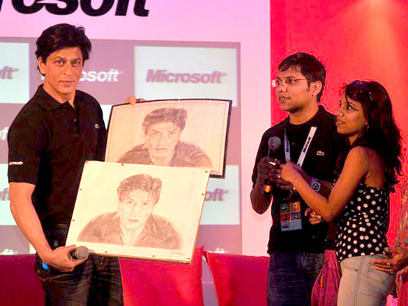 shahrukh khan at microsoft don 2 event 3