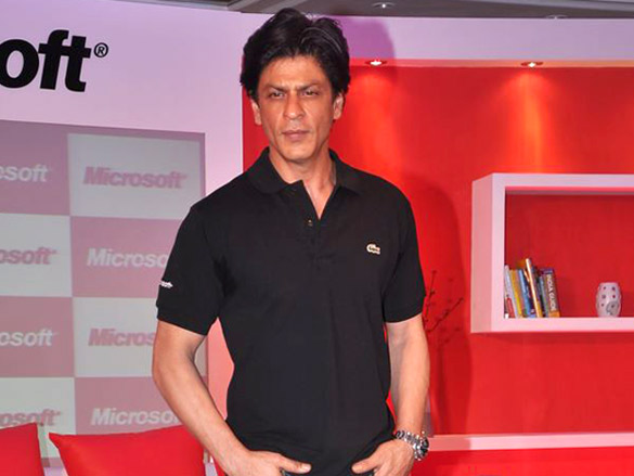 shahrukh khan at microsoft don 2 event 12