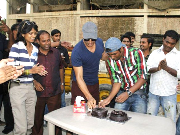 rowdy rathore 13