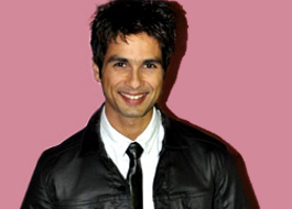 Wishing Shahid Kapoor a very happy Birthday