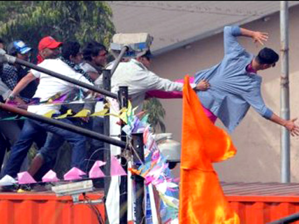 rowdy rathore 18